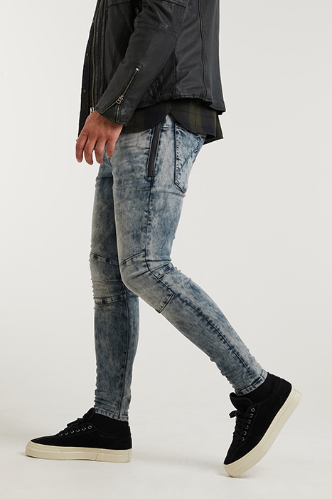 SHANE ELIOT DENIM 3