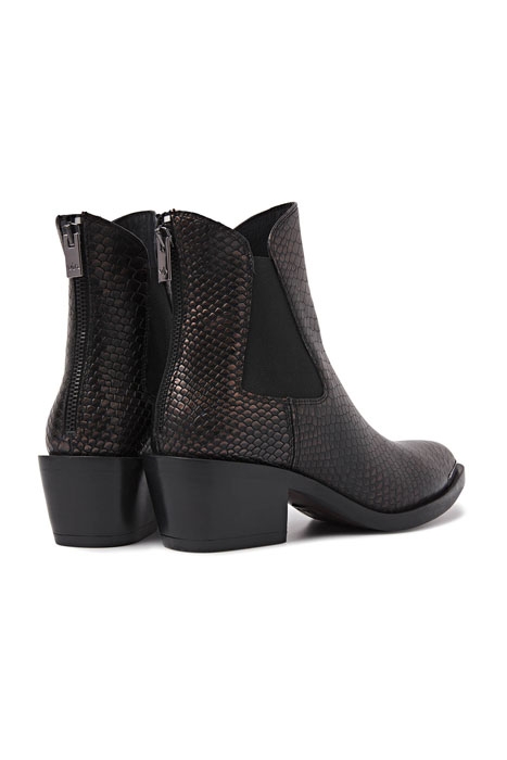 KAMILA DALLAS BROWN 3