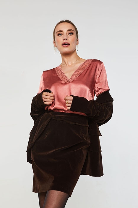 PATIA VELVET VIS 540 BITTER CHOCOLATE 1